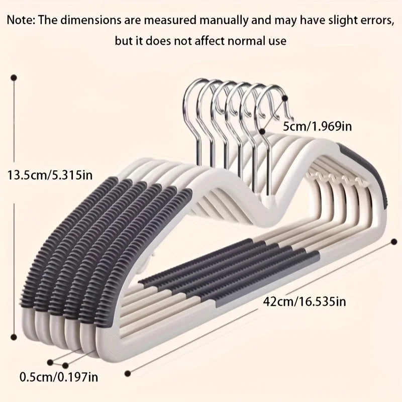 Non-Slip Clothes Hangers - Plastic Anti-Slip Hangers with Shoulder Grooves Space Saving Qme