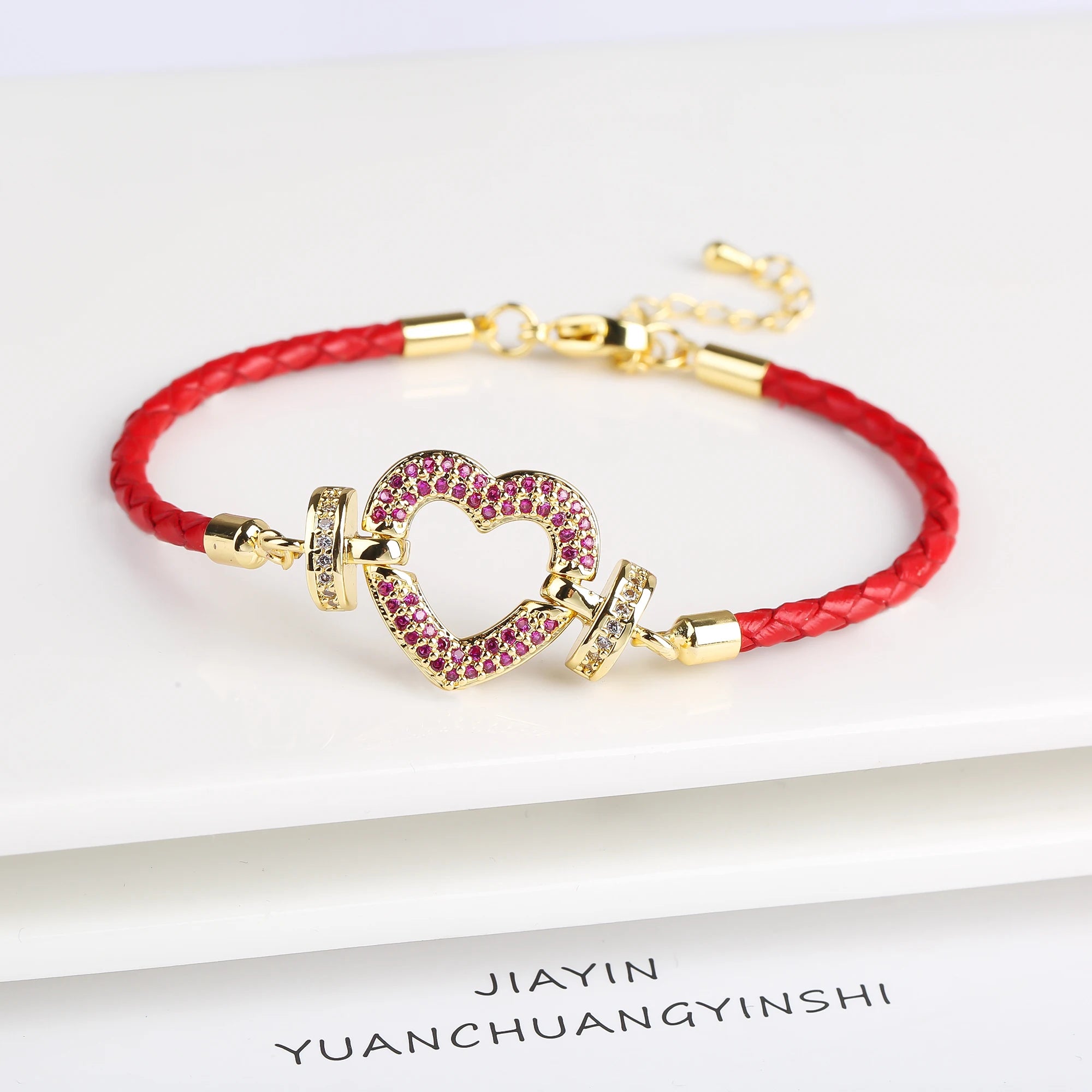 Genuine Leather Rope Braided Heart Shape Zirconia Ladies Bracelet Temperament for Women Girls Party Wedding Jewelry Holiday Gift Qme Red