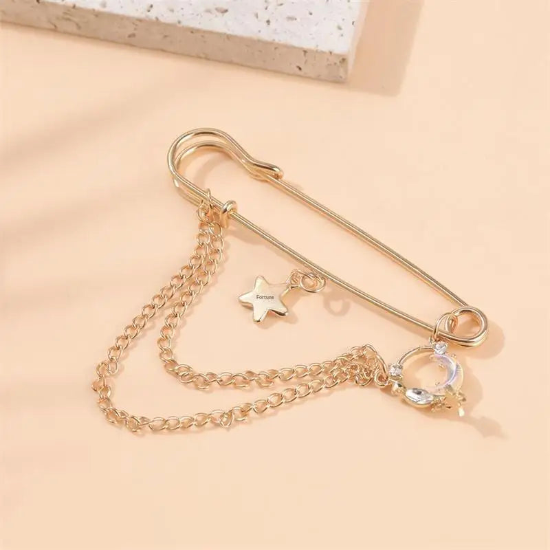 Jewelry Retro Star Love Pearl Chain Tassel Brooches Elegant Women Clothing Decor Accessories Bag Pendant Suit Pins Gift Qme style 6