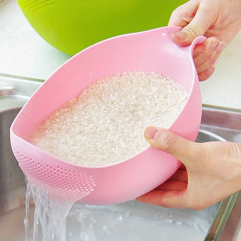 1pc Multi Functional Cleaning and Filtering Basket - with Handle, a Creative Plastic Filter Basket for Fruits and Vegetables Qme