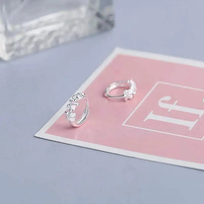 Top Sale 925 Sterling Silver Color Earring Woven Flowers Shape Hoop Earrings Embed CZ Crystal Pretty Earring For Wedding Gifts Qme