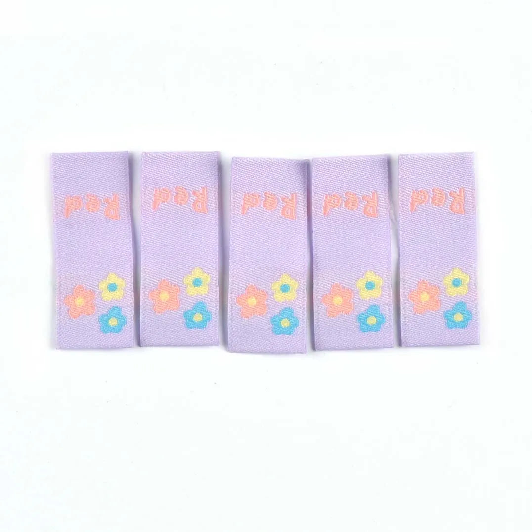 50pcs Cute Cartoon Flower Kids Clothes Labels For Sewing Accessories Embroidery Tags DIY Hats Bags Crafts Garment Supplies c3614 Qme