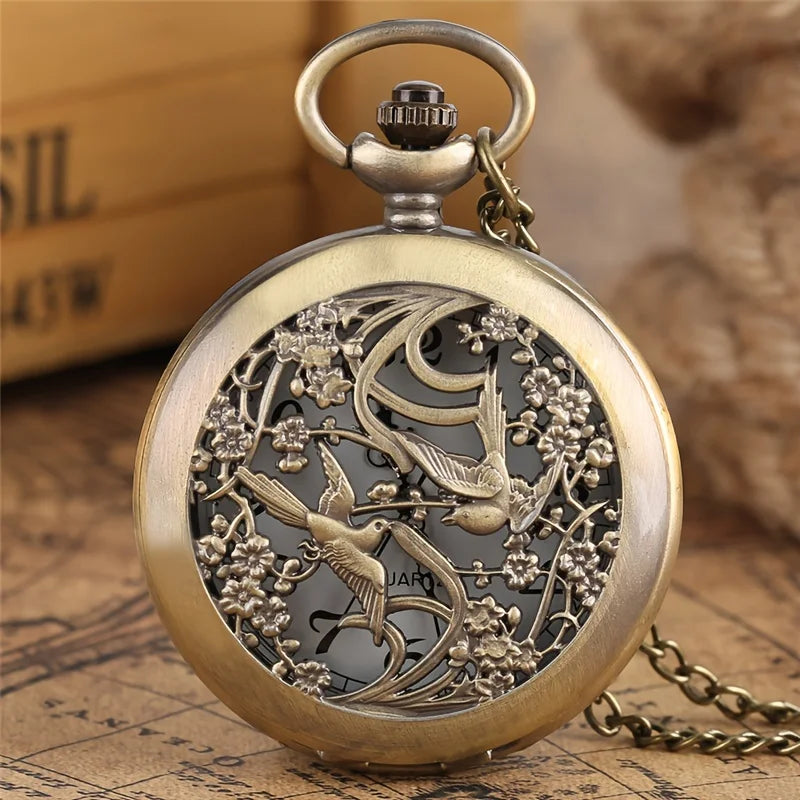 Retro Copper Magpie Animal Engraved Necklace Pendant Quartz Pocket Watch Qme Copper