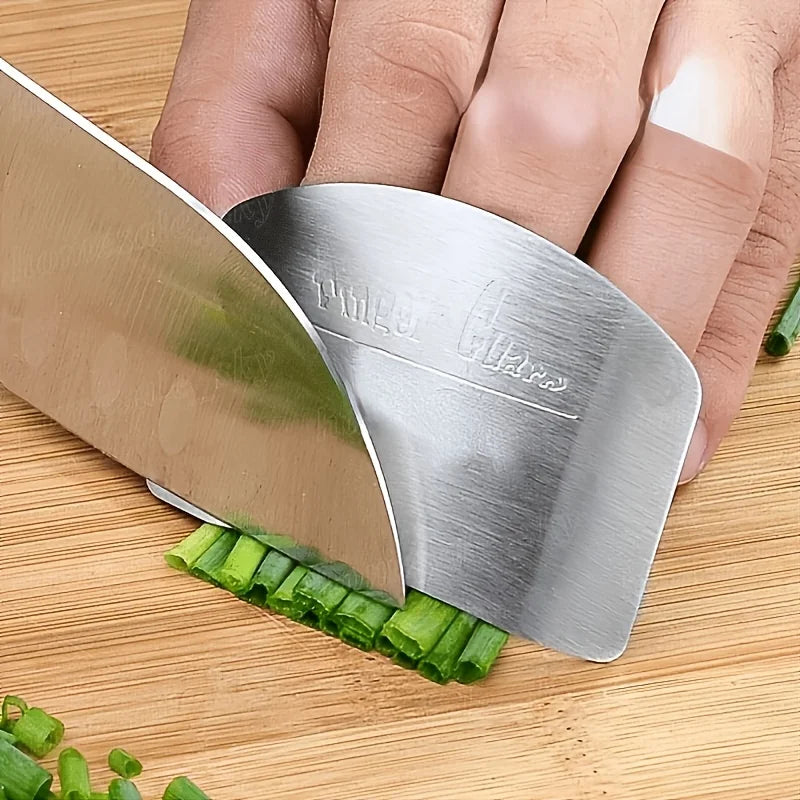 1pc,Stainless Steel Finger Protection Slice for Reusable Finger Safety in The Kitchen, Metal Finger Guard for Cutting Protection Qme