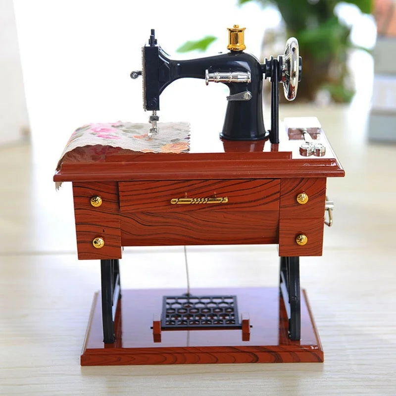 Vintage Music Box Mini Sewing Machine Mechanical Christmas Gift Table Decor Musical Toy Qme
