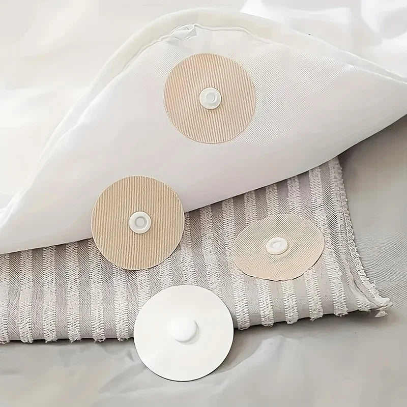 10/20 pairs of round non-ironing quilt snaps and pin clips to keep the quilt firmly positioned within the quilt cover. Qme