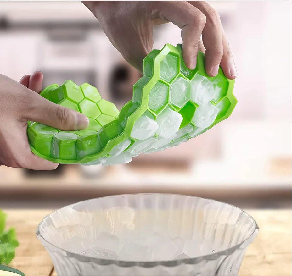 Large-capacity Silicone Ice Trays Mold Reusable Honeycomb Ice Cube Maker Food Grade Ice Maker with Lids Popsicle Mould Ice Mold Qme
