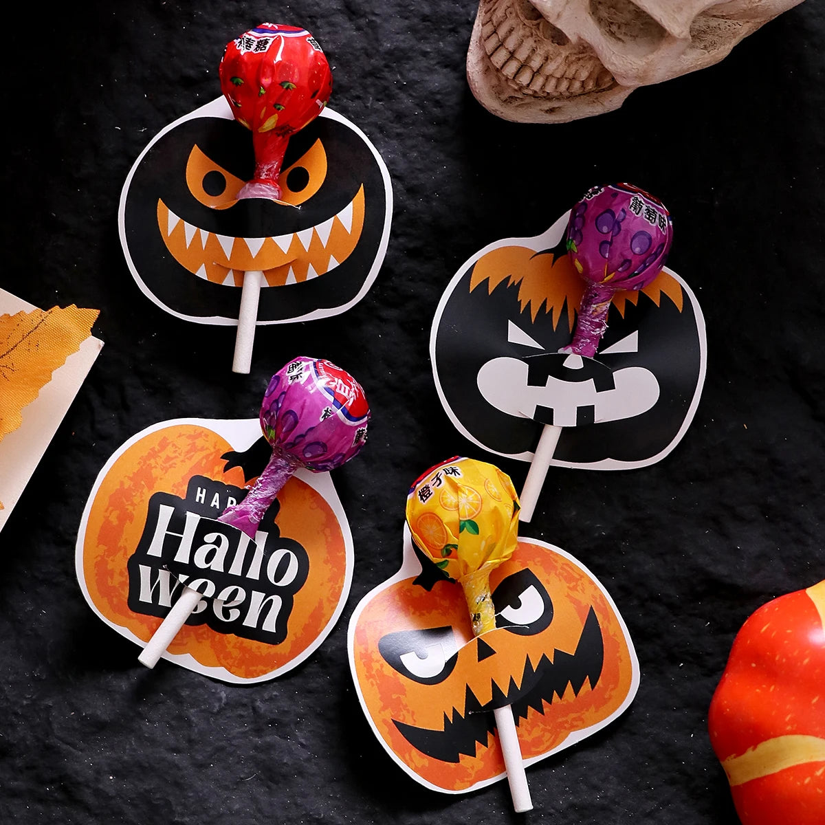 Pack of 30 Halloween Lollipop Cards: Fun Halloween Candy Cards for Kids, Featuring 6 Different Pumpkin Designs to Celebrate Halloween Qme