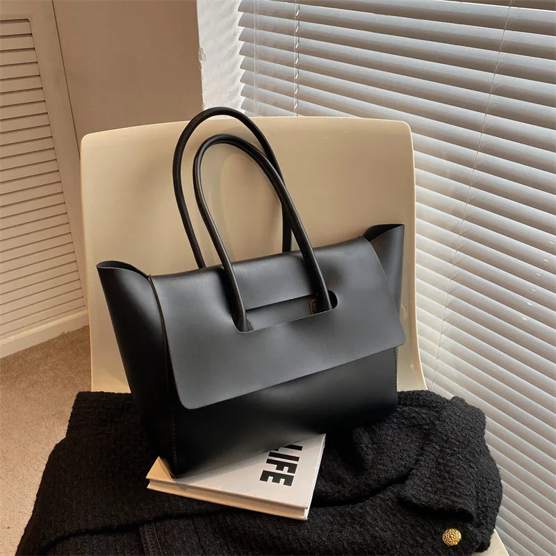 Female Tote Bag Korean Version Handbag Premium Trendy Retro Commuter Qme black