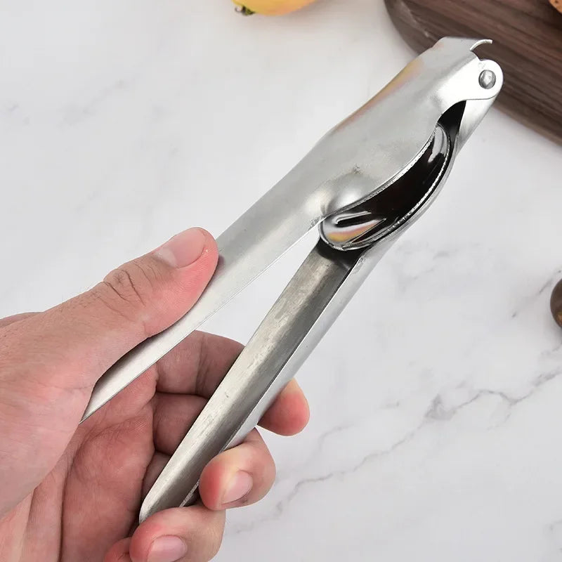 2 in 1 Stainless Steel Quick Chestnut Clip Kitchen Tools Walnut Pliers Metal Nut Cracker Sheller Nut Opener Kitchen Gadgets Qme