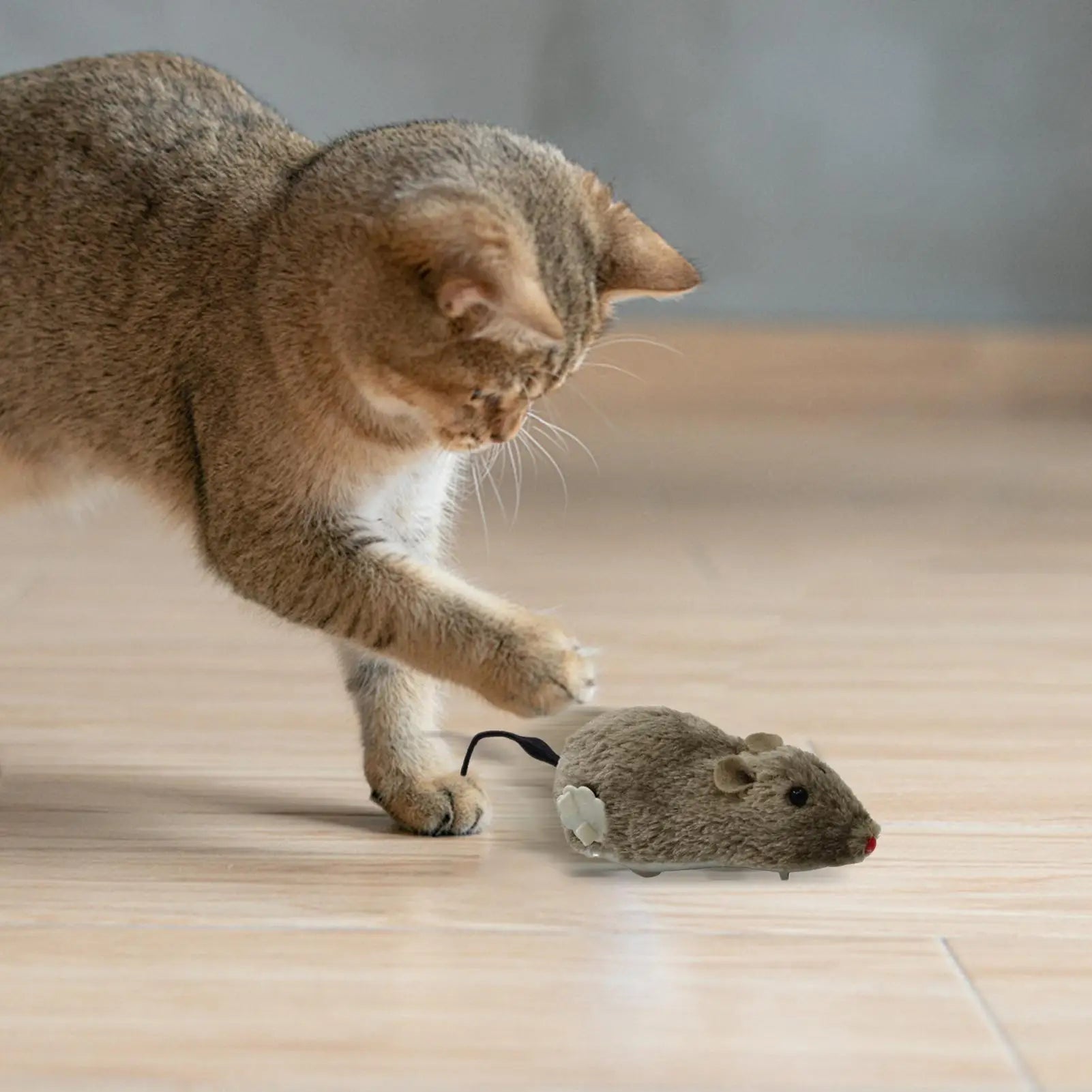 Cat Toy Mouse Moving Moving Plush Cat Toys in Mouse Shape Interesting Cat Chasing Toys Decorative Kitten Stuffed Toy Interactive Qme