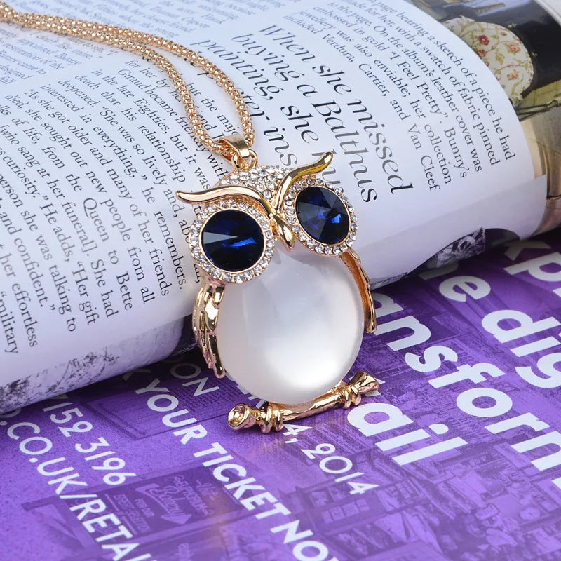 New Vintage Crystal Owl Necklaces Fashion Design Pendant Necklace Women Sweater Chain Jewelry Clothing Accessories Qme
