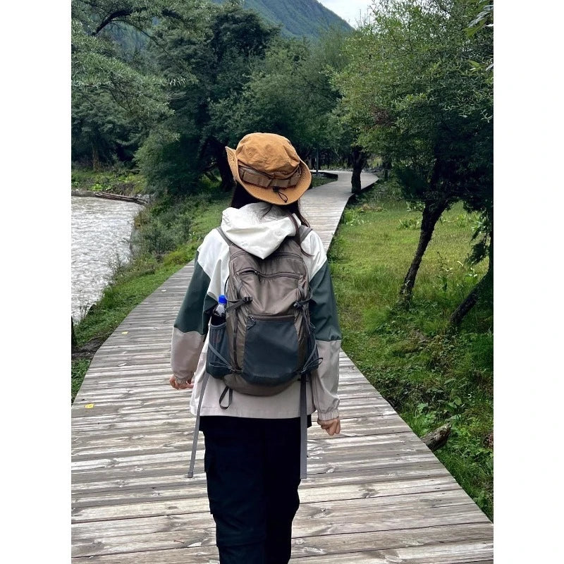 Outdoor Backpack Lightweight Waterproof Travel Mountaineering Bag Qme