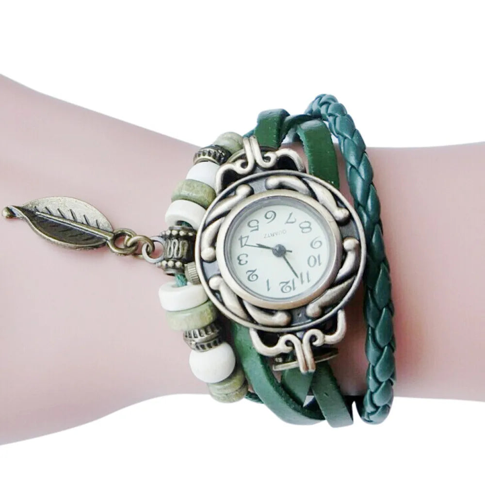 Women’s Vintage And Personalized Leather Winding Bracelet With Leaf Pendant Fashion And Casual No Waterproof Quartz Watch Qme