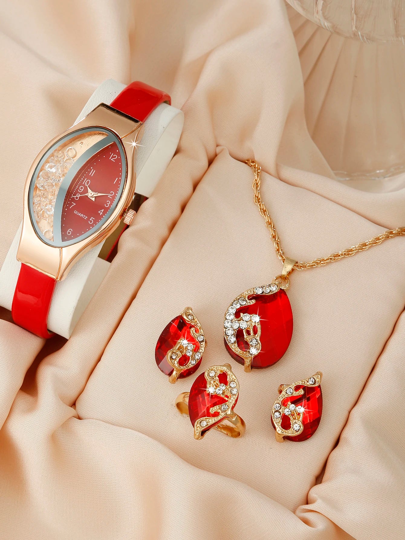Casual Analog Wristwatch for Women, Leather Bracelet for Women, Simple Gift, New, Set of 5 Qme Red