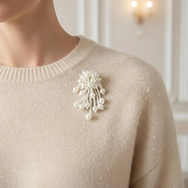Fashion Beaded Tassel Brooch French Elegance Flower Design Pin Women Accessories Qme