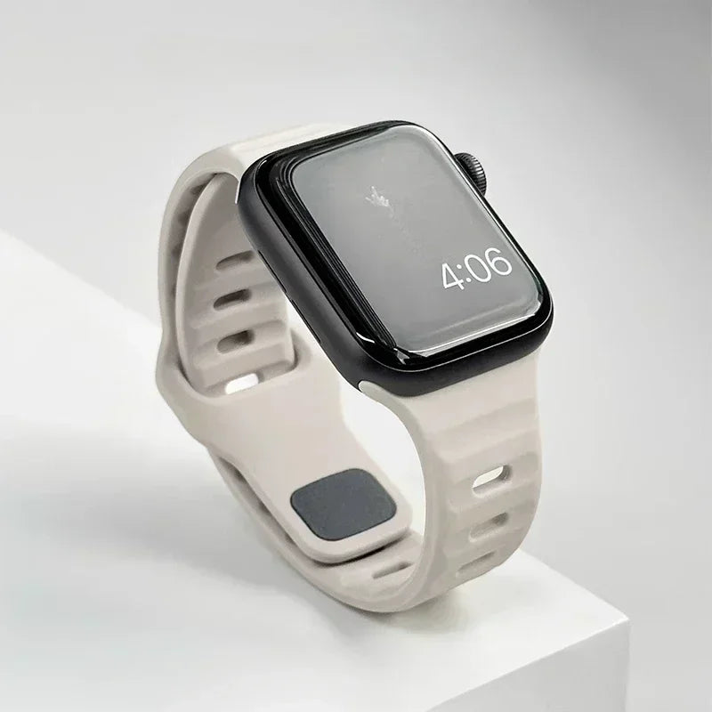 Silicone Sport Strap For Apple Watch Band 49mm 45mm 44mm 42mm 40mm 41 38 correa bracelet iwatch Series 10 9 8 7 6 5 4 3 se ultra Qme