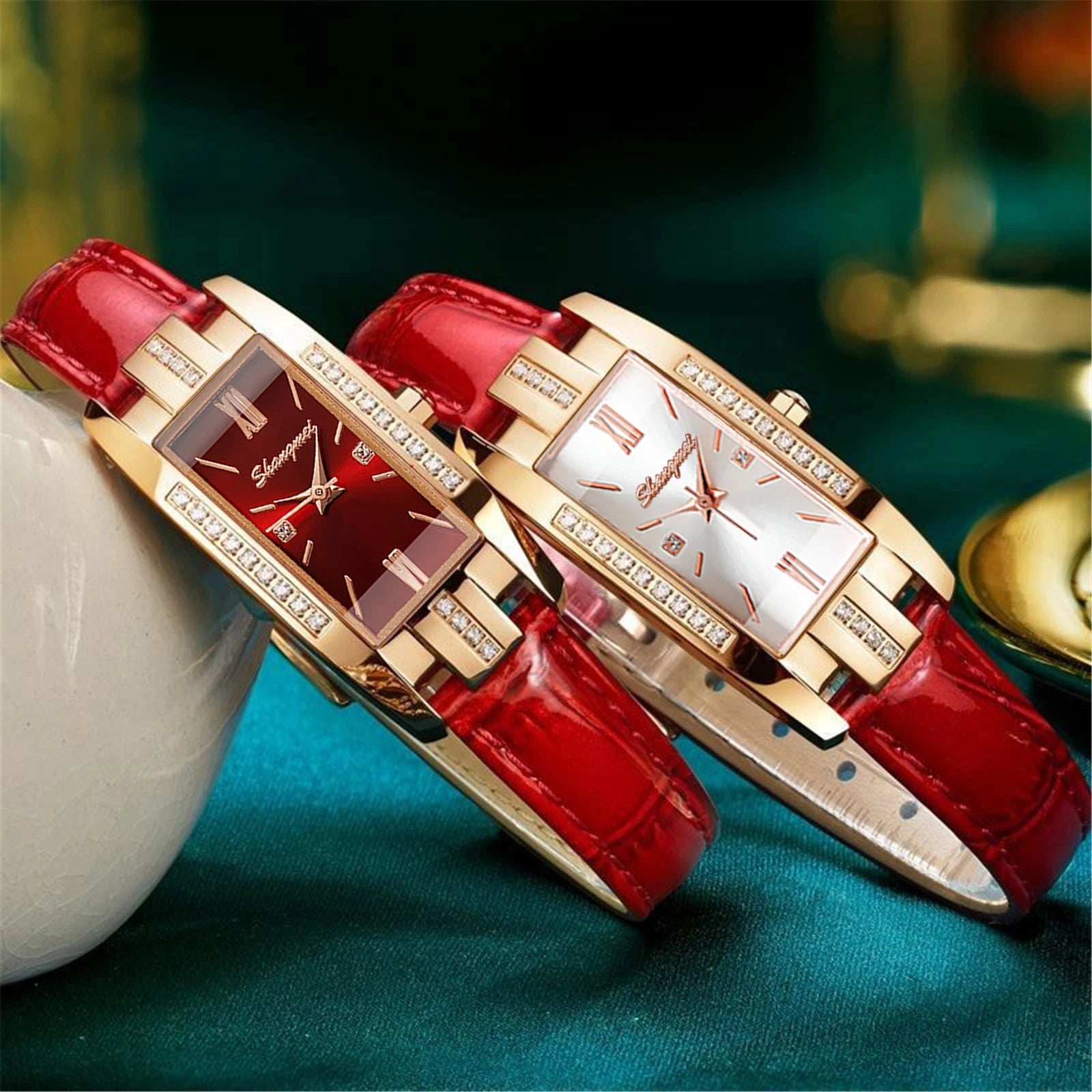 Small Rectangle Crystal Ladies Watch Rose Gold Roman Dial Glossy Leather Strap Women Elegant Dress Quartz Wristwatch Qme