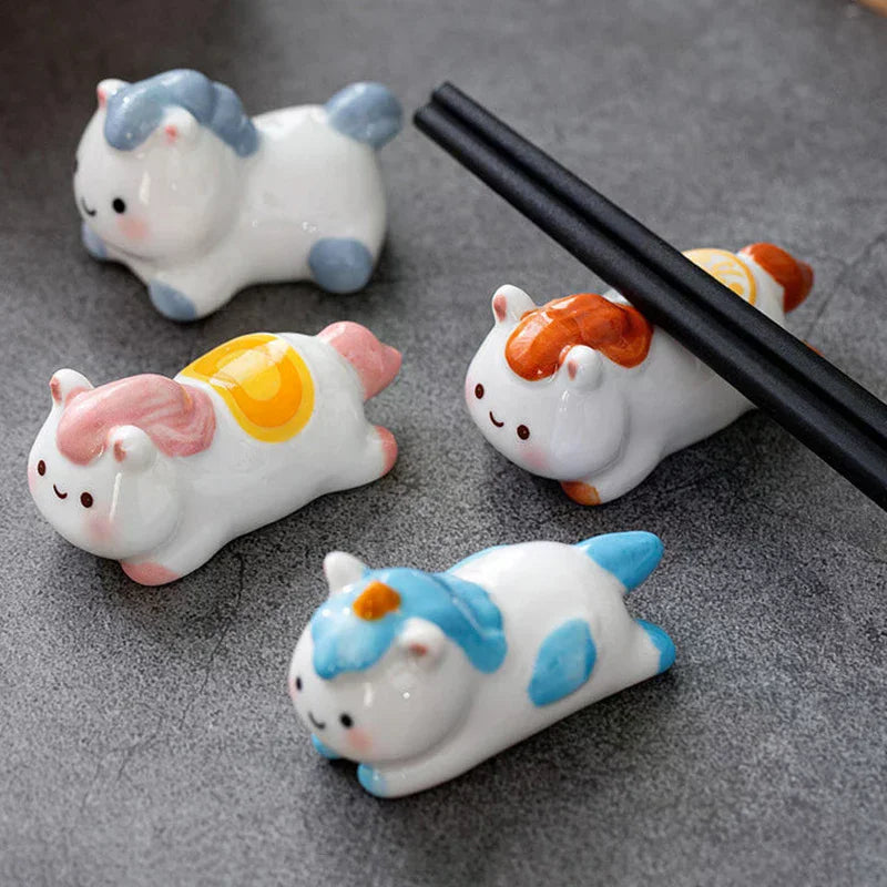 Cute Ceramic Horse Chopstick Rest Rack & Holders Spoon Fork Knife Stand Flatware Organizer Horse Year Ornaments Table Decor Qme