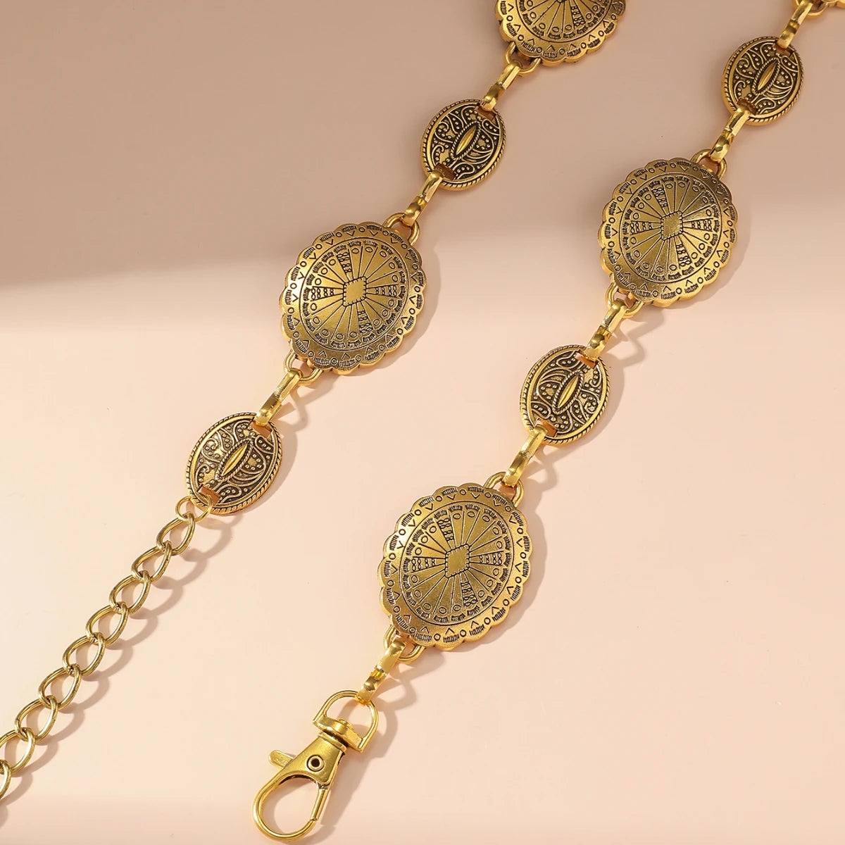Vintage Oval Craved Metal Waist Chain for Women Retro Style Exquisite Gold Color Plated Belt Chains Fashion Body Jewelry Gifts Qme