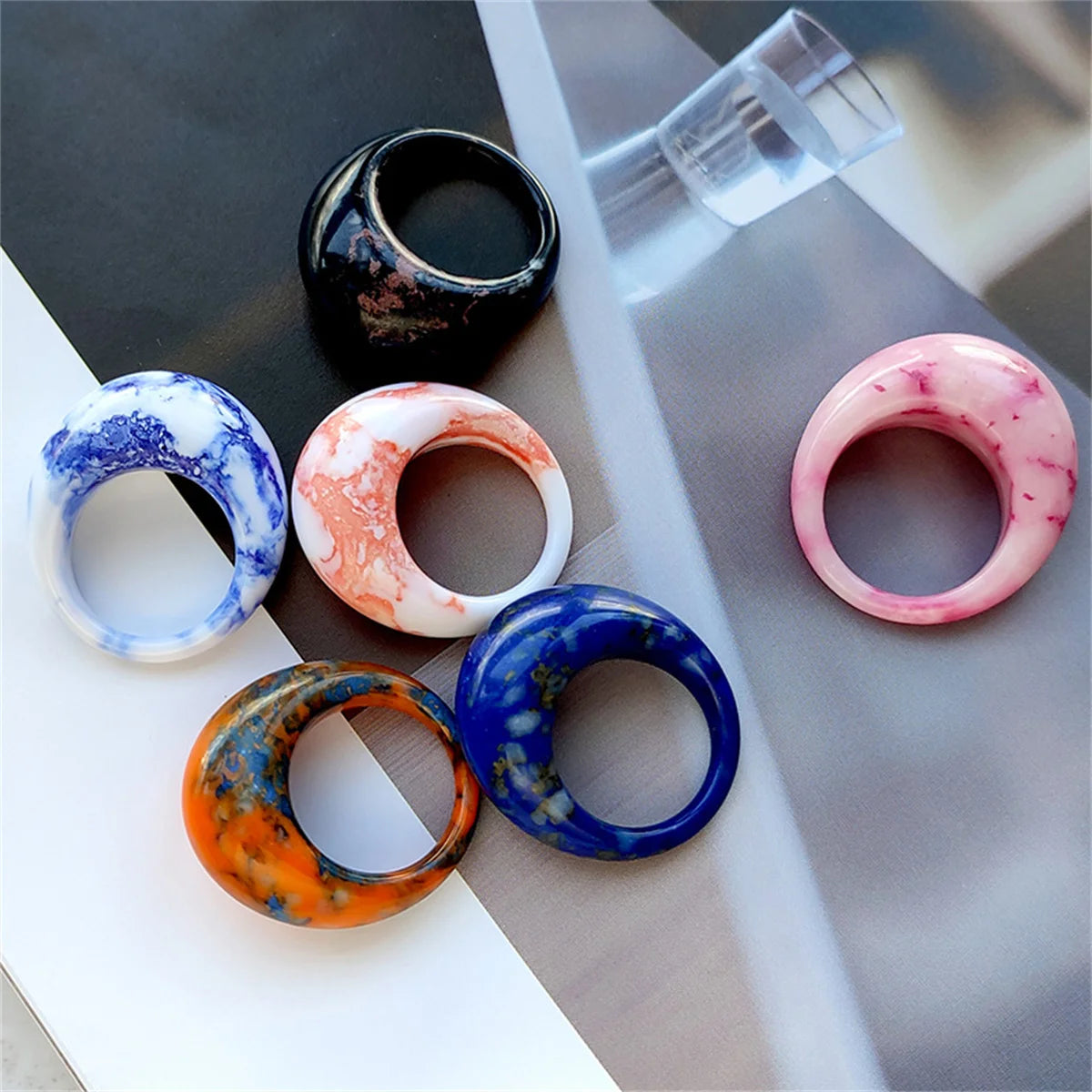 Ins Trendy Resin Fashion Gothic Big Rings for Women Design Acrylic Irregular Colorful Vintage Finger Ring Girls Party Jewelry Qme