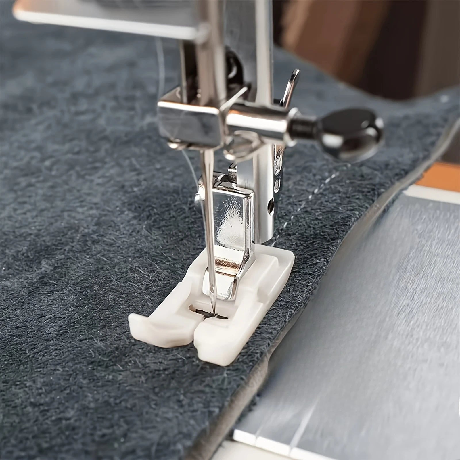 Sewing Machine Magnetic Seam Guide, Strong Magnet Positioning Set for Domestic , Adaptable for Various Fabric Thicknesses Qme