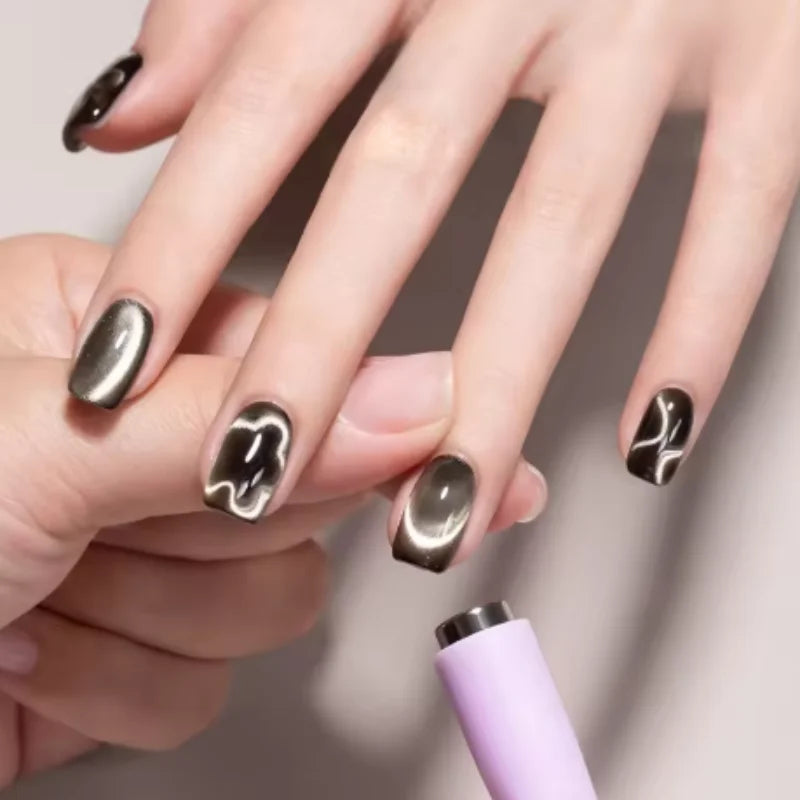 4 IN 1 Triangle Cat Eye Magnet Stick Strong Magnetic Nail Art Tool for Gel Polish Beginner Friendly Nail Design Qme
