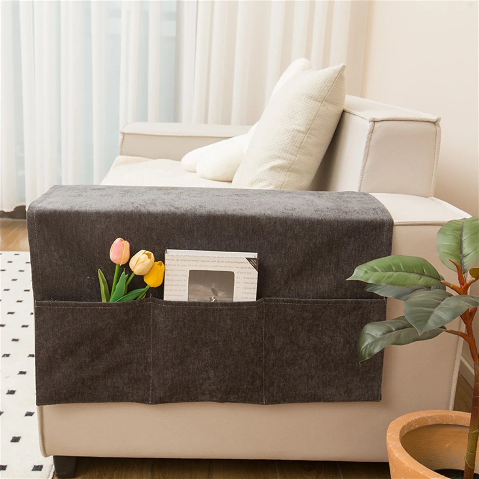 Sofa Armrest Organizer with Pockets Sofa Armchair Storage Bag Non-Slip Hanging Couch Pouch for TV Remote Control Cellphone Bag Qme Black