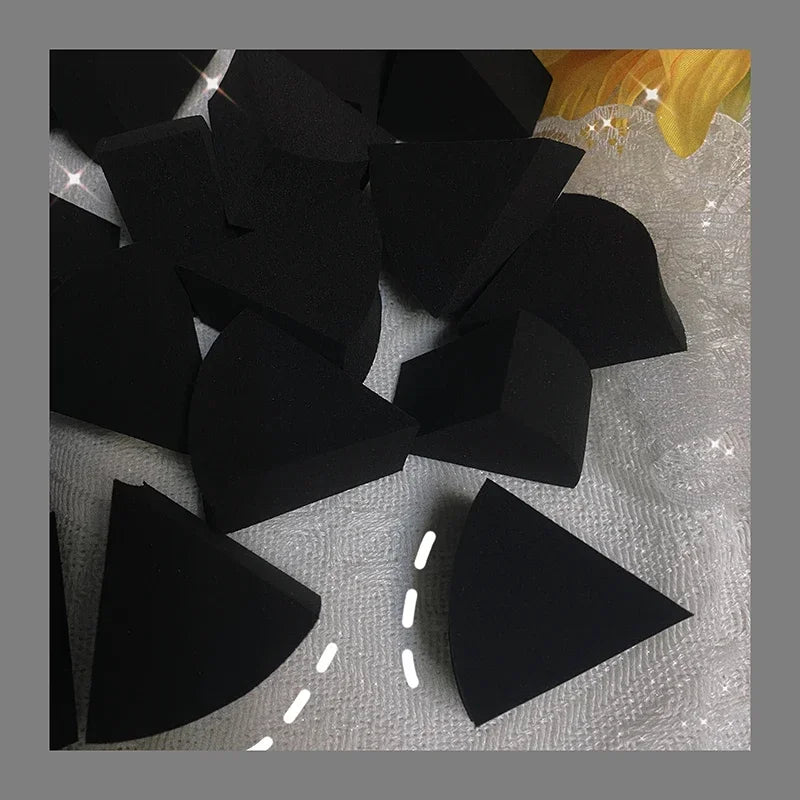 30pcs/bag Triangle Soft Makeup Sponge Face Foundation Concealer Cream Powder Blend Smearing Puff Cosmetic Tools Qme