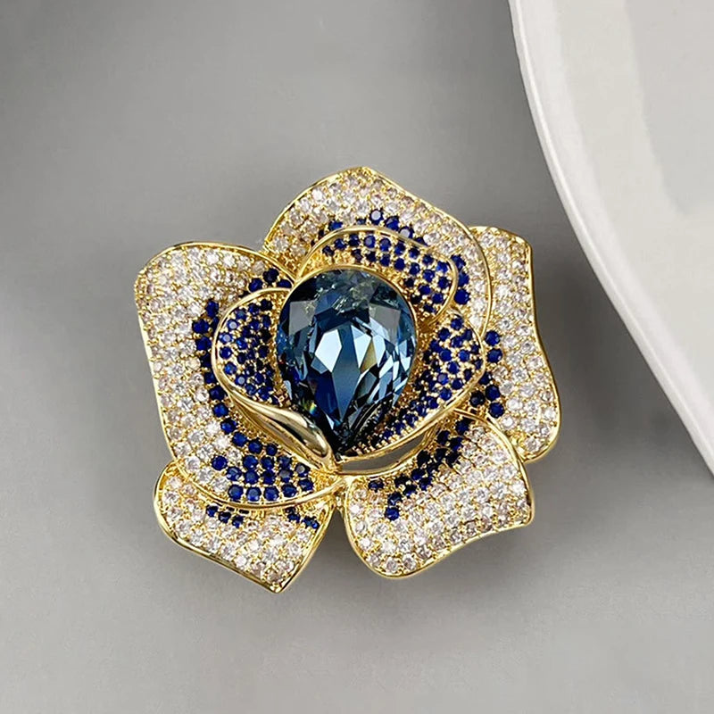 Fashion Exquisite Rhinestone Crystal Flower Brooch For Women Clothing Coat Jewelry Accessries Gifts Qme A2