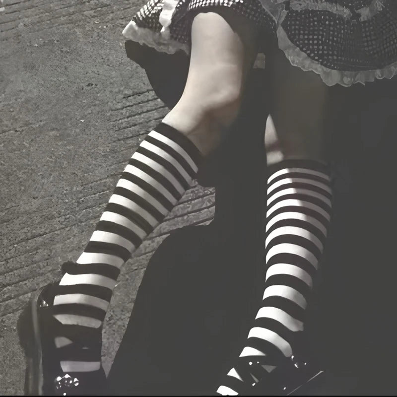 Women Black White Stripe Knee Socks Sweet Lolita Harajuku Stocking Qme