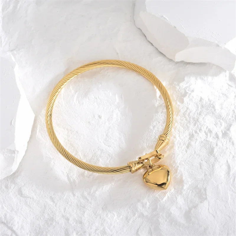 18k Gold Color Stainless Steel Heart Pendant Charm Bangle Bracelets for Men Women Qme