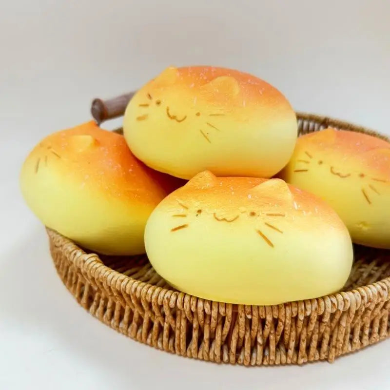 Slow Rising Cute Cat Bread Squeeze Toy Simulation Food Stress Relief Qme