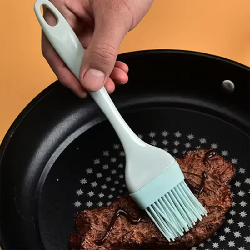 Silicone Cake Scraper Kitchen Non-Stick Cake Cream Spatula Kitchen Cooking Pastry Scraper Mold Brush Tool Baking Accessories Qme