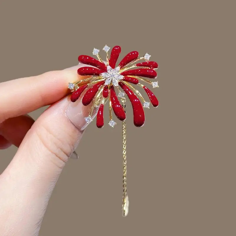 1Pcs Gentle High-end Brooch New Year Red Flower Star Brooch Retro Women Fashion Luxury Clothing Accessories Holiday Gift Qme