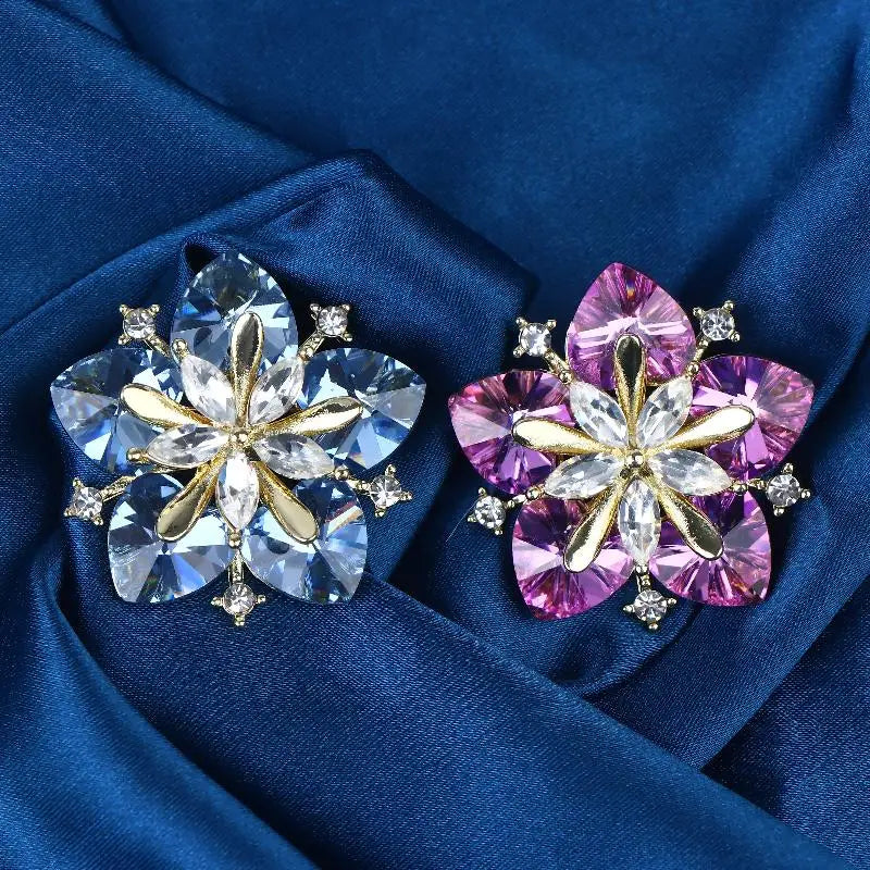 Crystal Peach Blossom Brooches For Women Men Charming Shining Flowers Party Office Brooch Pins Jewelry Gifts Qme