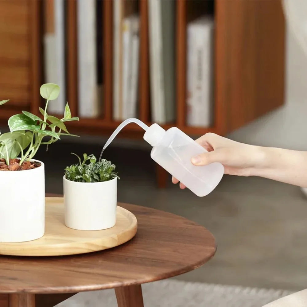 250 500 Curved Spout Watering Jug Succulents Non-spray Squeeze Bottle Qme