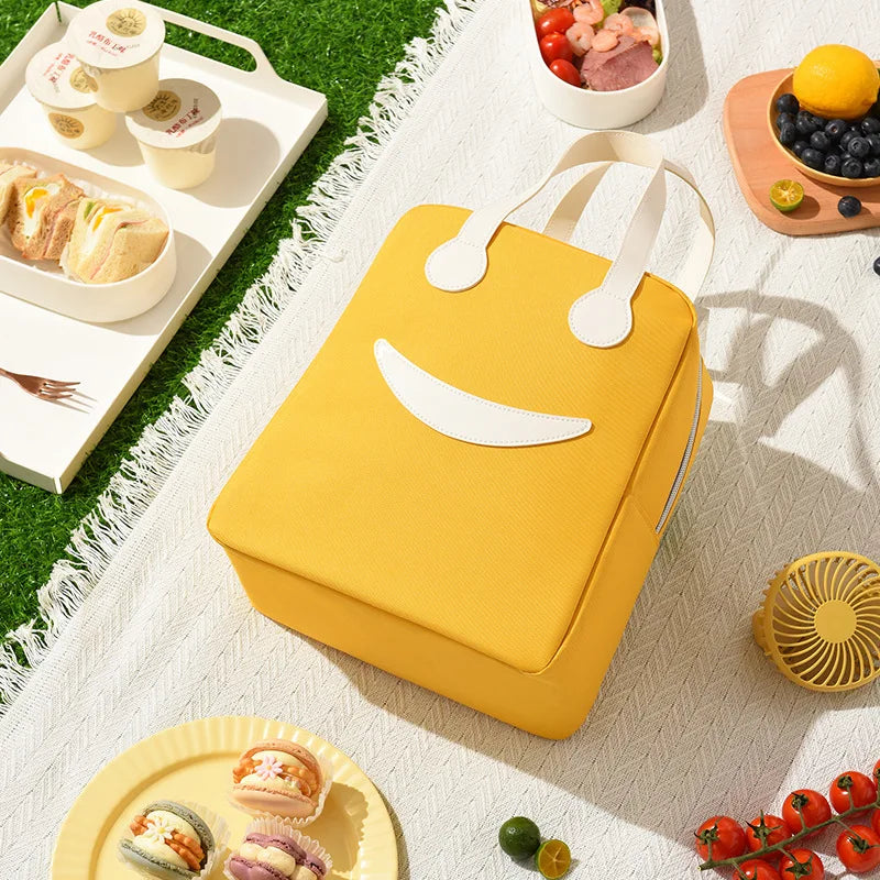 A Portable Cute Smile Lunch Bag Insulated Refrigerated Food Safe Girls Warm Food Picnic Office Student Zip Food Storage Box Qme