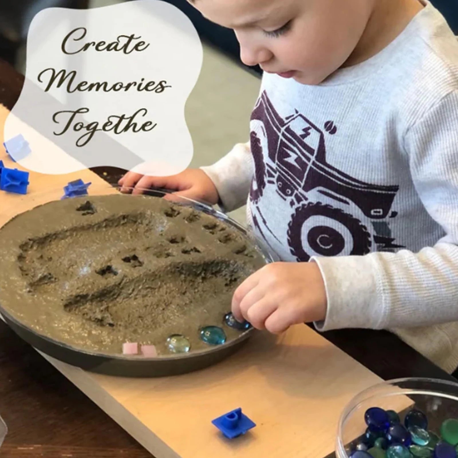 Large DIY Handprint Stepping Stone Kit Family Keepsake Craft Gift for Mothers Day New Mom Gifts and Baby Showers Qme