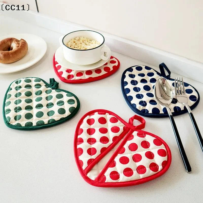 Heart-shaped Hand Clip Heat Insulation Pad Coaster Anti-scalding Qme