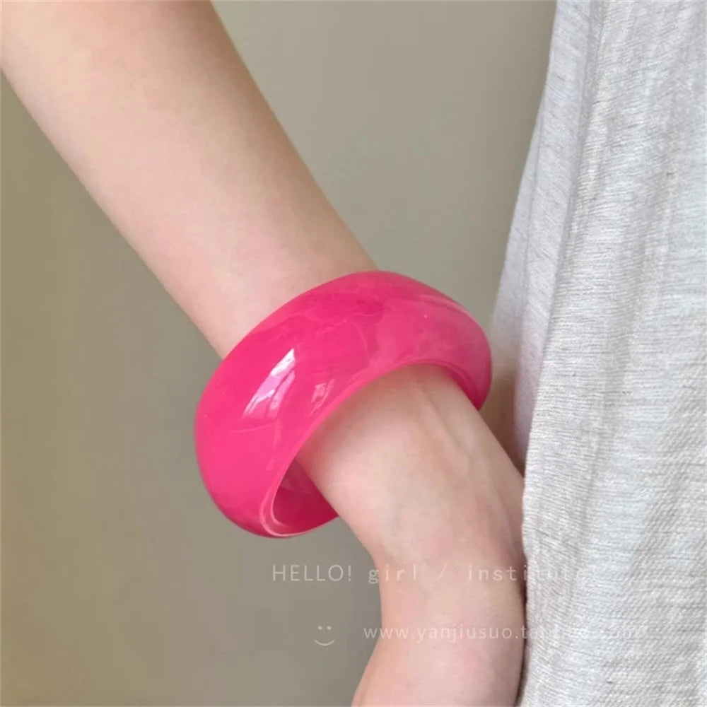 Fashion Colorful Irregular Resin Bangle Bracelet for Women Simple Retro Wide Edged Geometric Bracelet Casual Accessory Bangle Qme