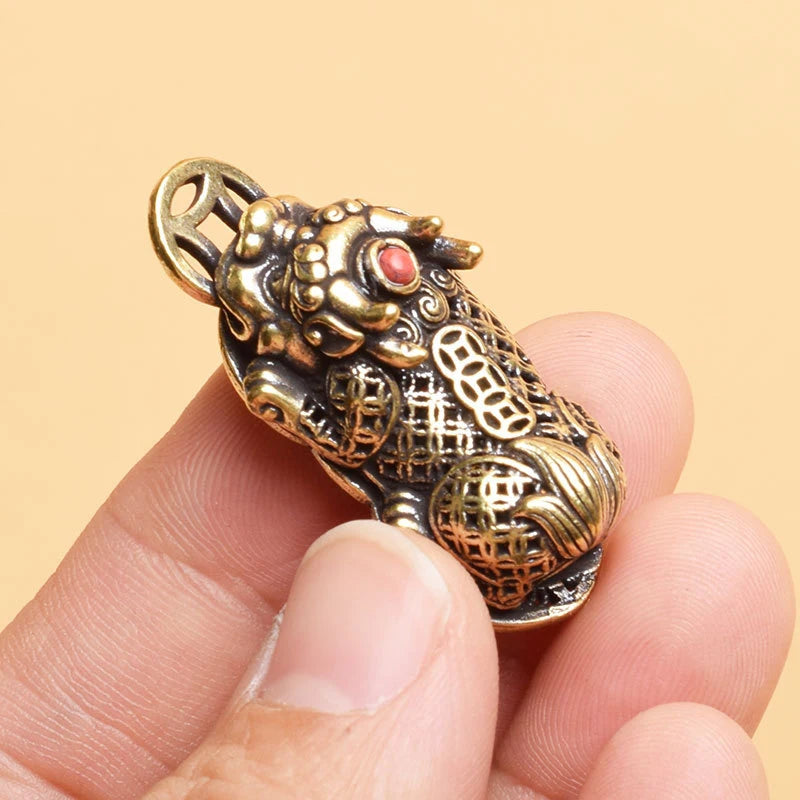 Animal Pixiu Coin Charms Pendant Statue Ornament Chinese Miniature Qme