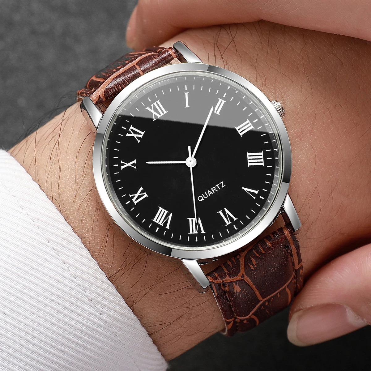 4 Pcs/set Men's Fashion Casual Business Watches Analog Leather Bracelet Quartz Watch for Men Men's Watch (Without Box) Qme 4