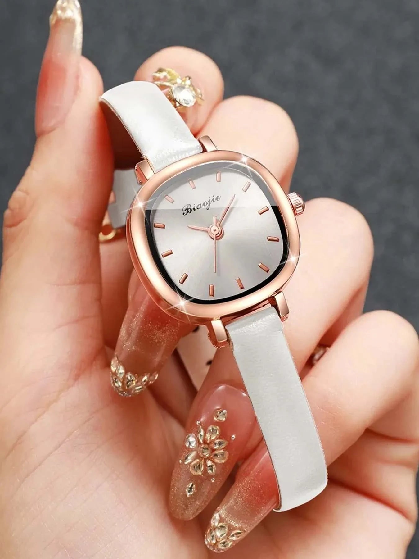 6-piece female student ins style design exquisite retro art simple temperament high beauty watch set Qme