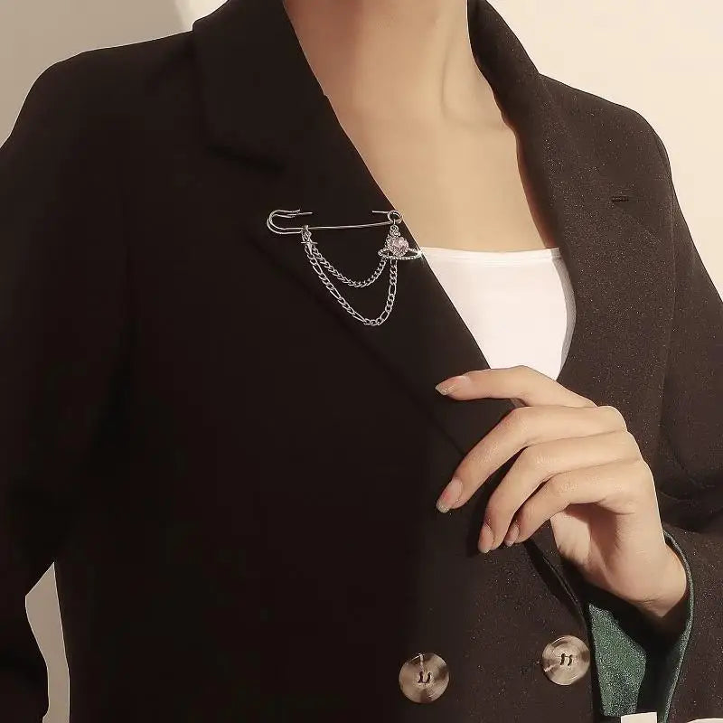 Women Men Brooch Suit Tassel Chain Lapel Pin Shirt Collar Brooch Badge Retro Pins Wedding Party Dance Neckwear Accessories Qme