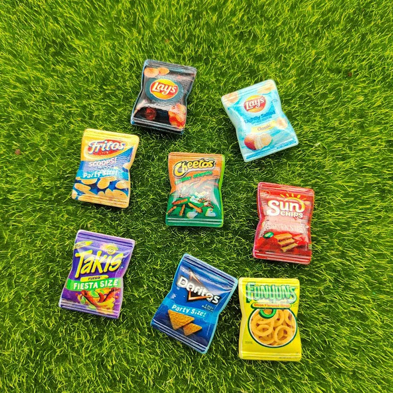 10Pcs Random Simulation Potato Chips Dollhouse Mini Snack Food Dollhouse Decorations Dolls House Accessories Pretend Play Toys Qme