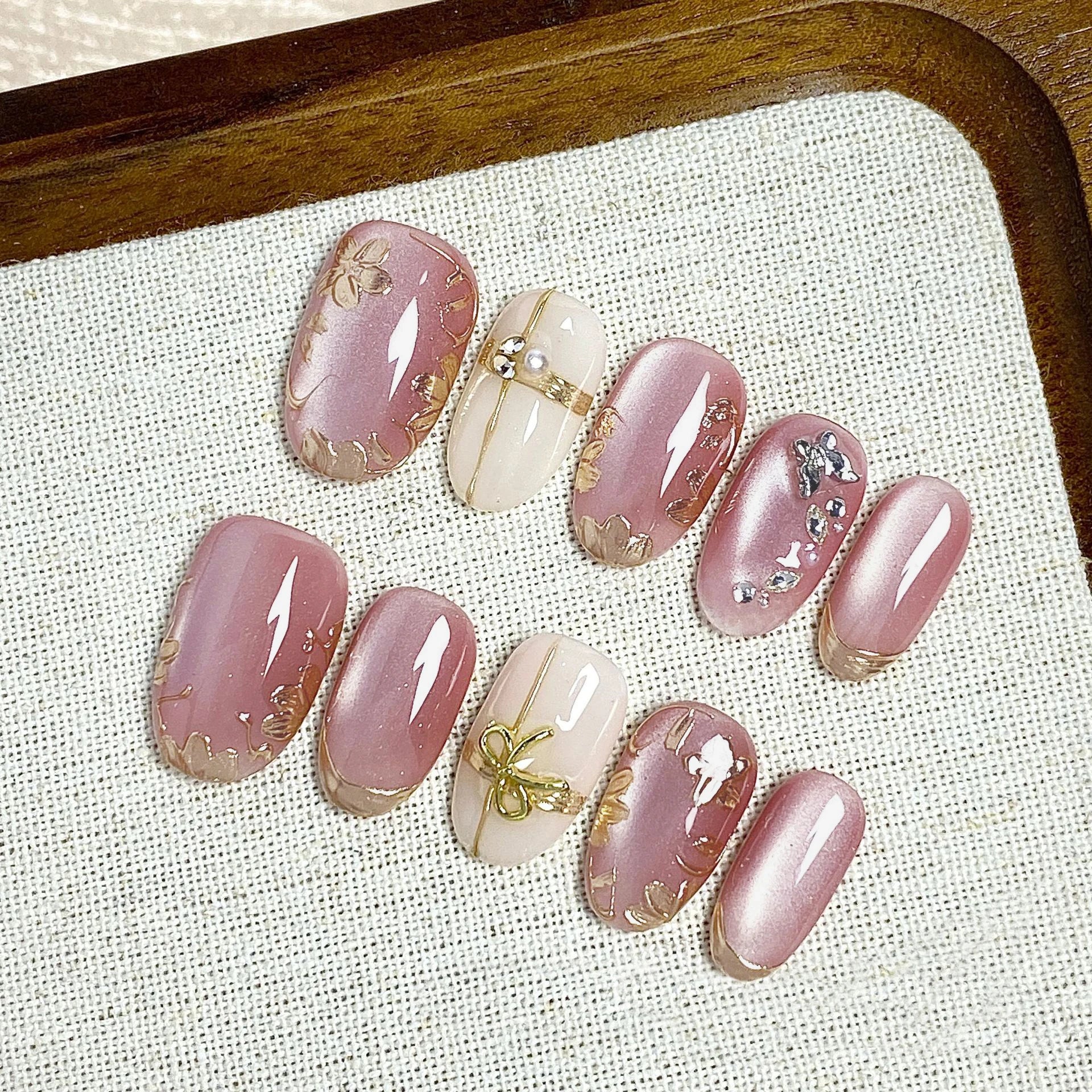 Fantasy Purple Pink Handmade Nails Tips Flower Short Oval False Nail Qme GJ-CDJ-ZB165-M