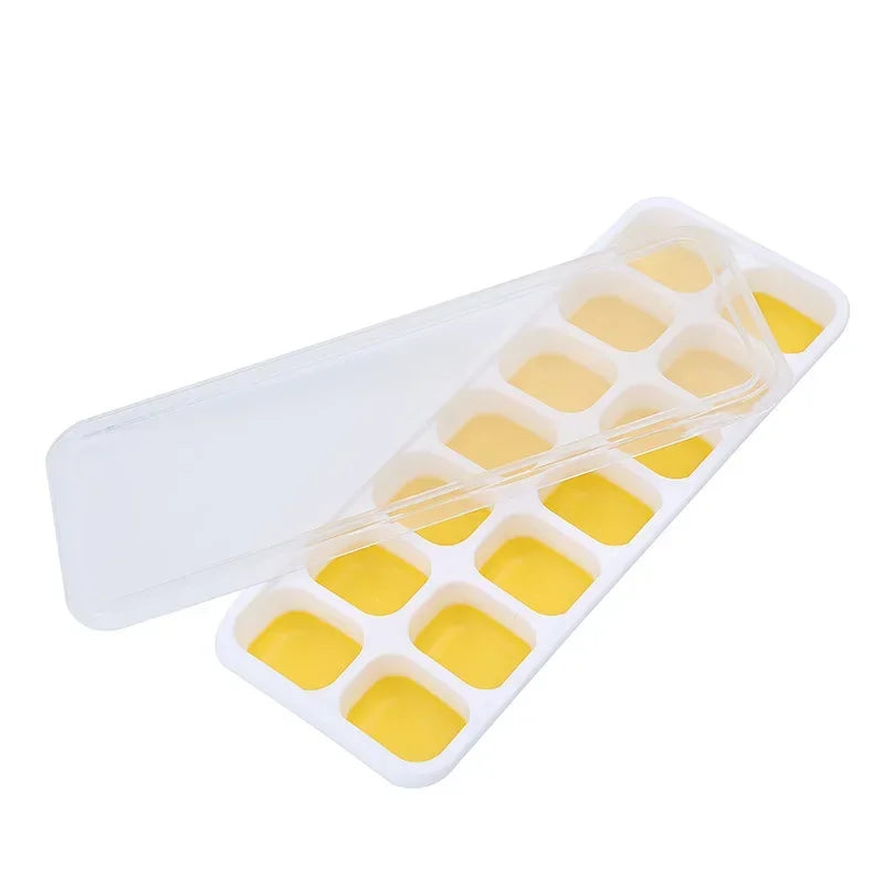 2/4Pcs Flexible Silicone Ice Cube Trays Compartments with Lids Reusable Fruit Infused Ice Maker Freezer Mold Kitchen Gadget Qme YELLOW 2pcs