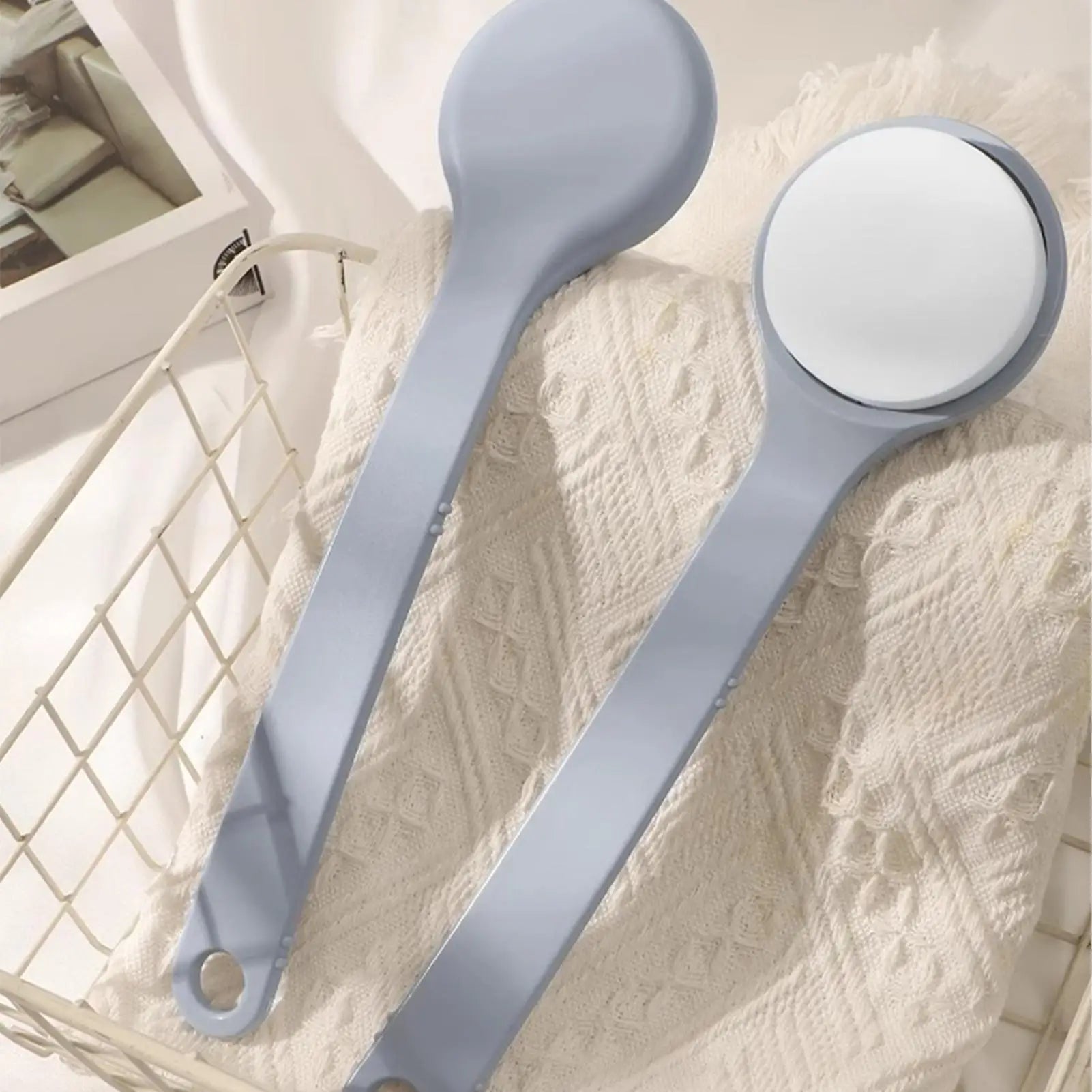 Back Applicator for Lotion Back Sunscreen Applicator for Senior Extended Handle Ointment Apply Aid for Medicine Moisturizing Qme