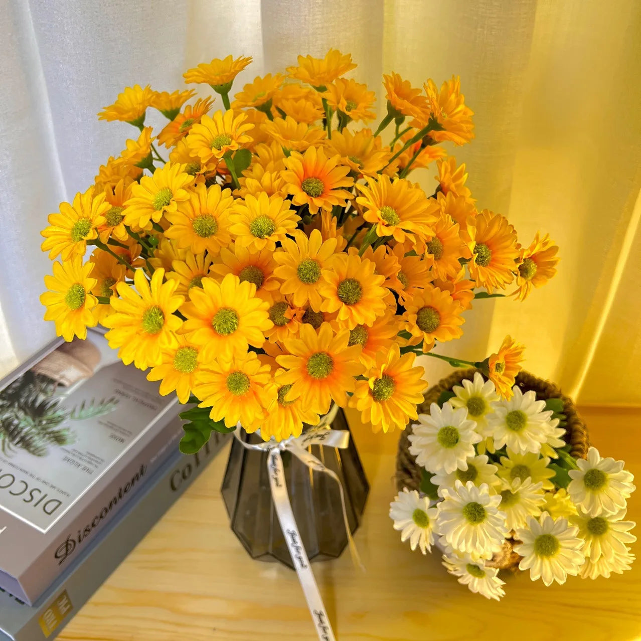 21 Heads Of Sunflowers Small Daisies Bouquets Of Chamomile Wedding Decoration Materials Home Decoration DIY Artificial Flowers Qme